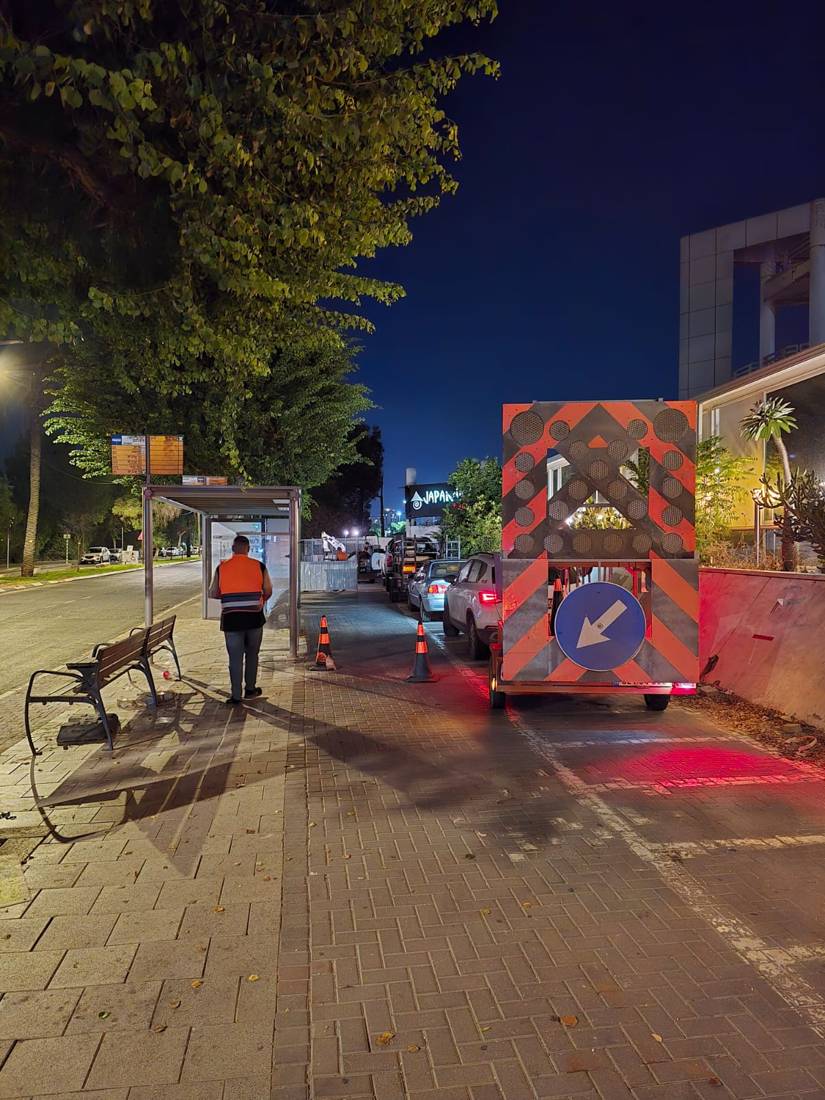 צבע ואחזקת תחנת אוטובוס — הנתיב המהיר